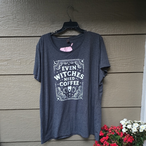 Instant Message Even Witches Need Coffee Halloween T-shirt NEW 3x - Picture 2 of 6